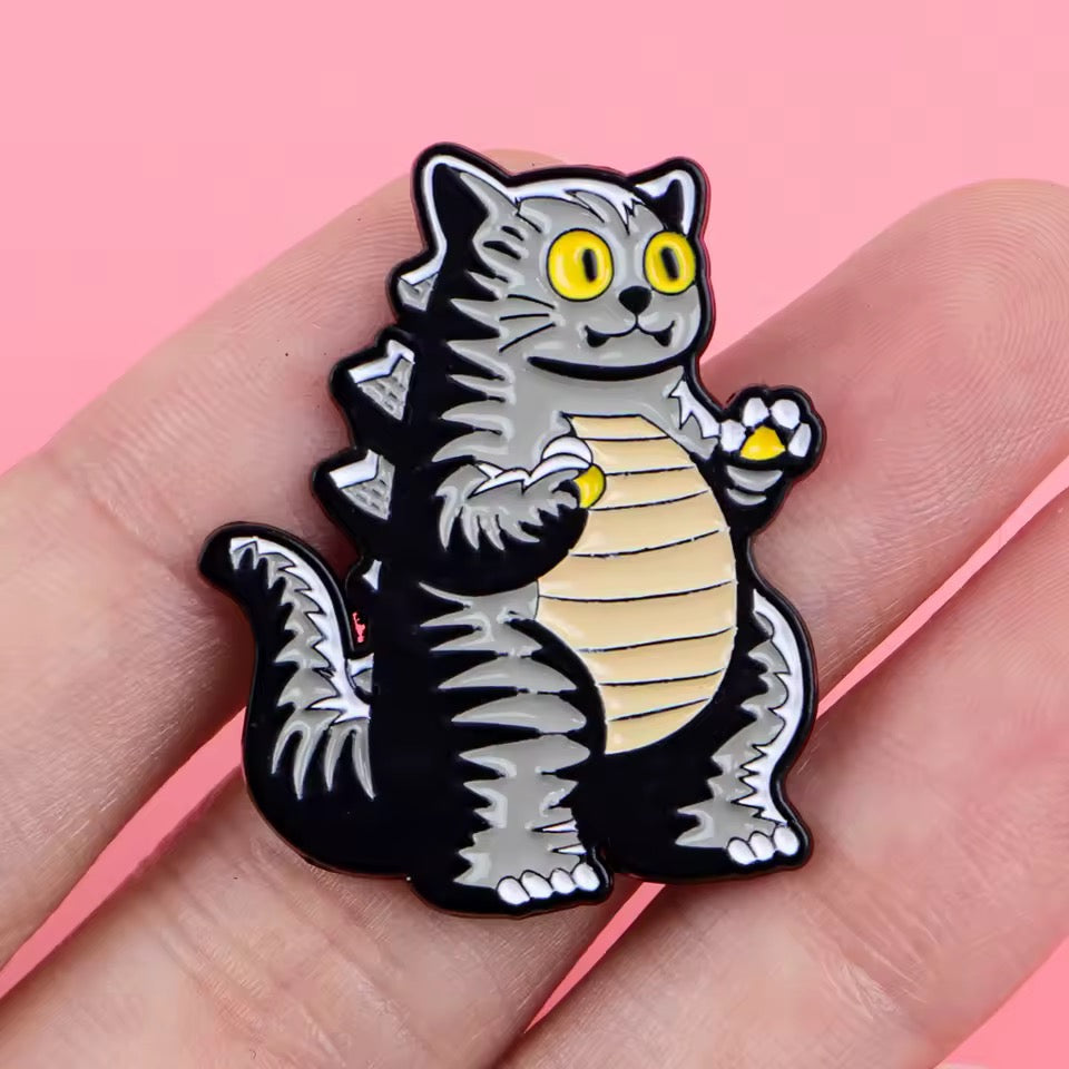 Photo produit - Pin's Chat "Catzilla"