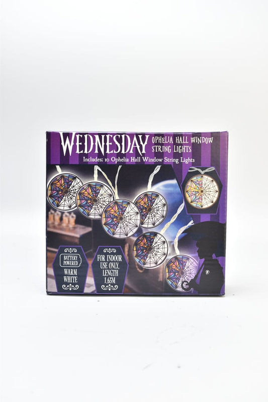 Չորեքշաբթի լույսերի զարդանախշ. Օֆելիա Հոլի պատուհան