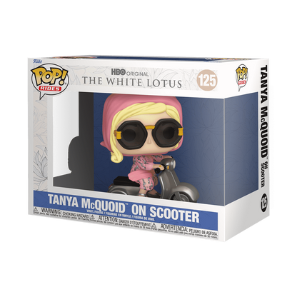 Pop! cavalca Tanya McQuoid sullo scooter