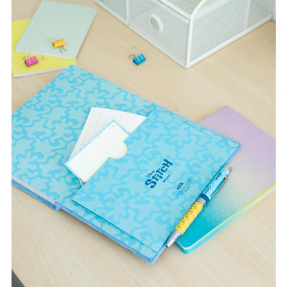 Тетратка со крзнена тетратка „Лило и Стич“ + проекторско пенкало - Стич