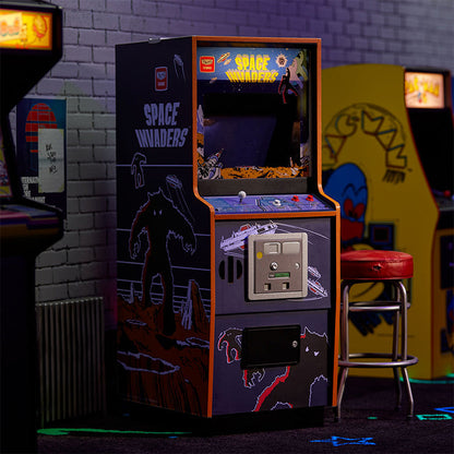 Máquina arcade de Space Invaders de un cuarto de tamaño + Moneda.