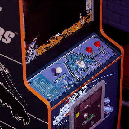 Máquina arcade de Space Invaders de un cuarto de tamaño + Moneda.