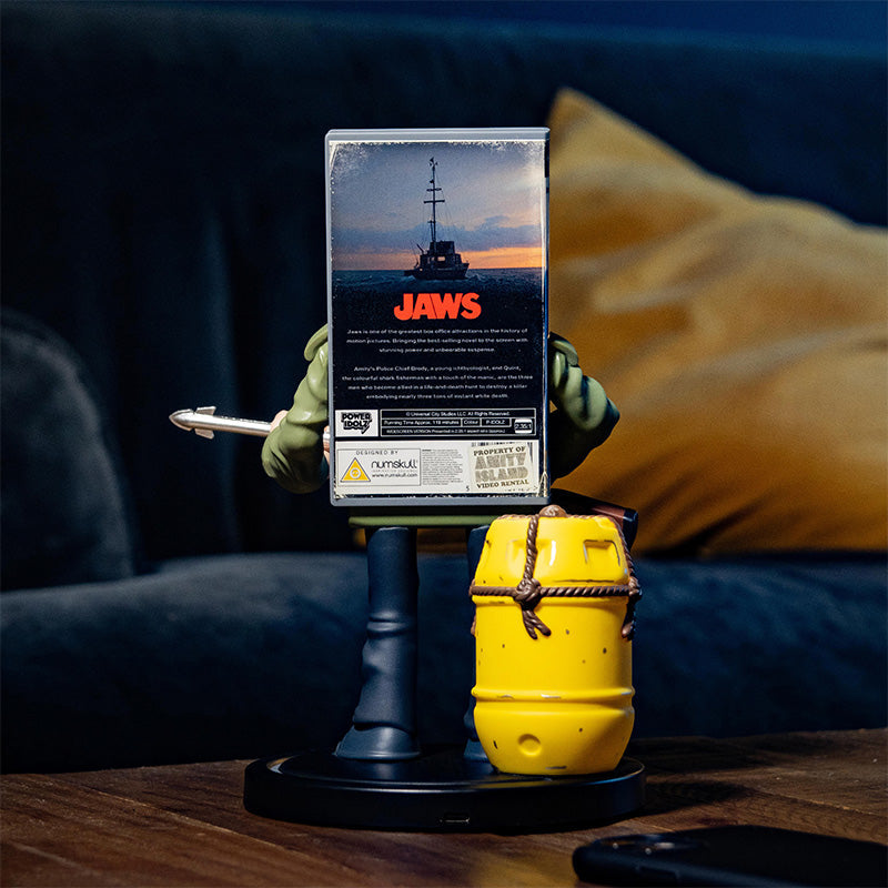 Jaws wireless charging station