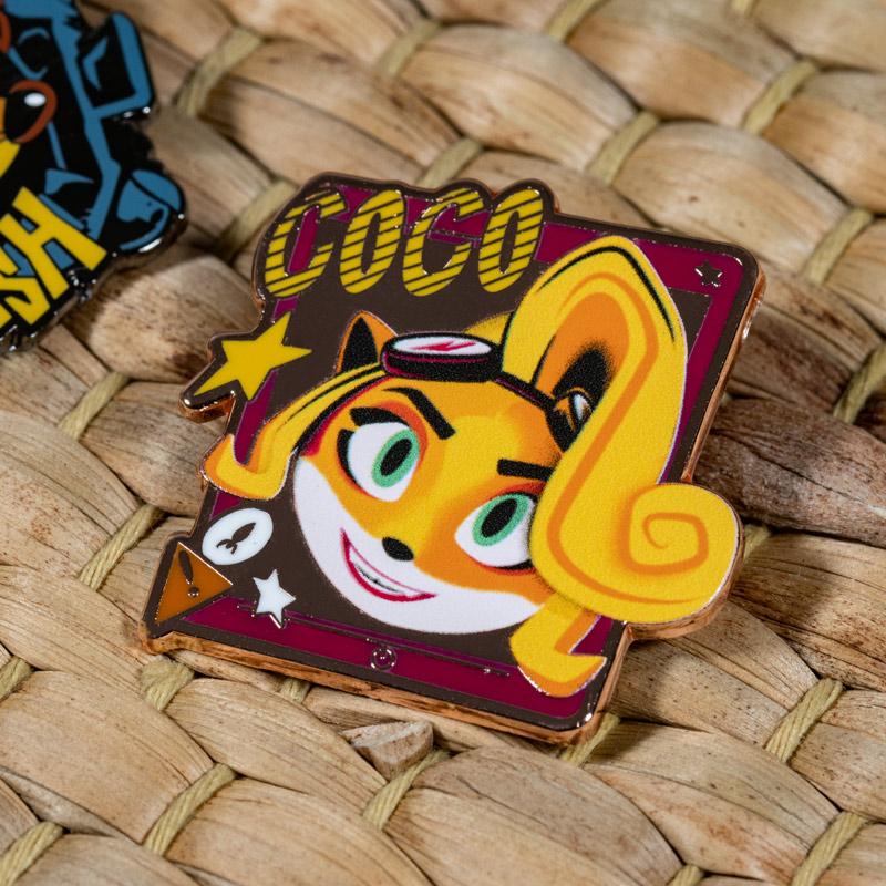 Pin's Crash Bandicoot Set 1.1 - Crash and Coco