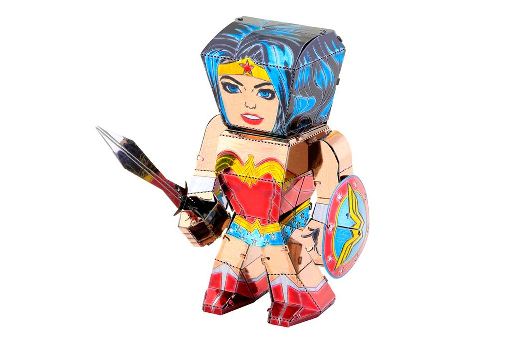 Wonder Woman Metal Earth
